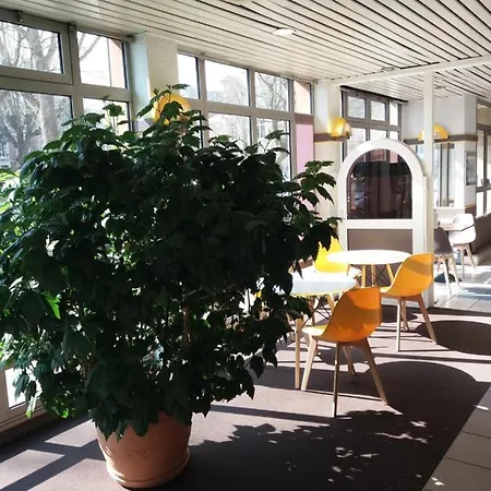 Egg - Les Gens De 2* Διέππη