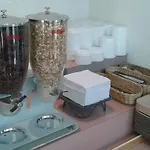 Egg - Les Gens De Отель 2*