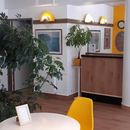 Hotel Egg - Les Gens De 2*