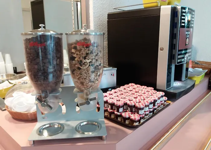 Hotel Egg - Les Gens De 2*