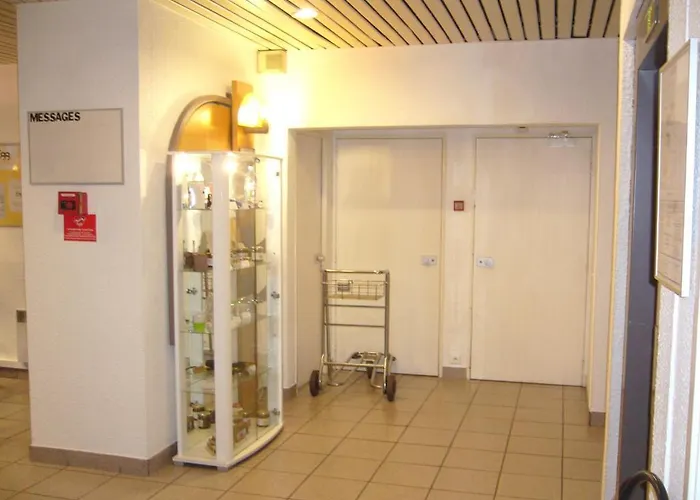 Hotel Egg - Les Gens De Dieppe