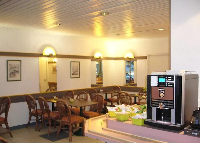 Hotel Egg - Les Gens De 2*