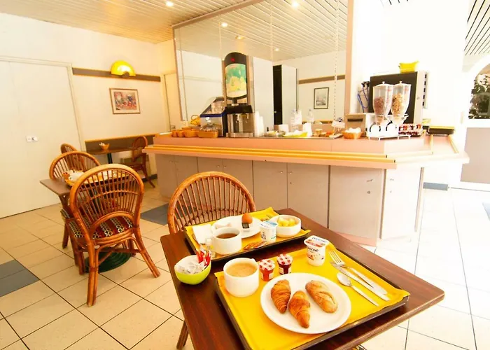 Egg - Les Gens De Hotel Dieppe